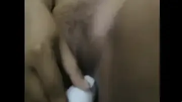 ABG SMA Baru Putus Kesepian Mainin Memek Lumer WOT