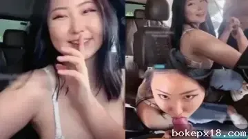 Cewek cantik haus seks godain cowok asing di dalam mobil