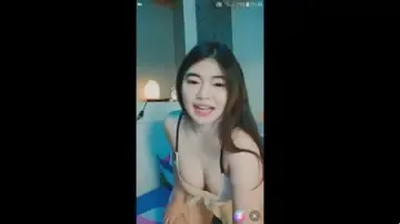 Live Show 232 Streamer Lincah Mainin Lubang Hot Indo